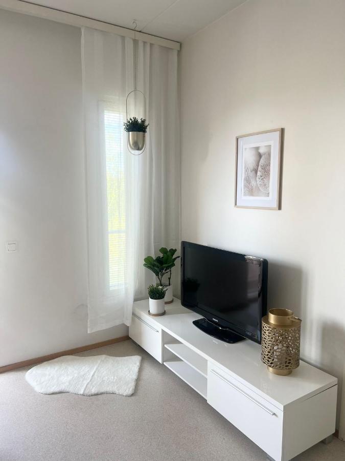 Gem Of Annala - Private Sauna, Free Parking And Wifi Tampere